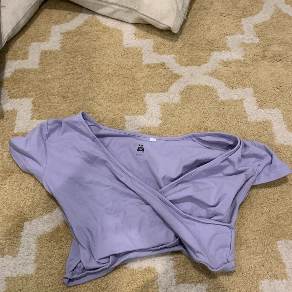Criss cross crop top